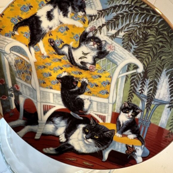 Country Kitties Series By Gre Gerardi “Just For The Fern Of It” Collectors Plate - Picture 14 of 16